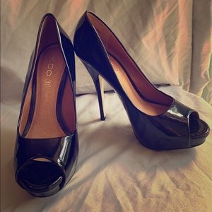 Aldo Genuine Leather Patent Peep Toe Heels